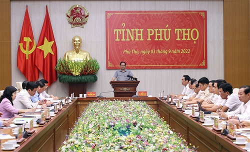 Thủ tướng Chính phủ Phạm Minh Chính làm việc với 
Ban Thường vụ Tỉnh ủy Phú Thọ

